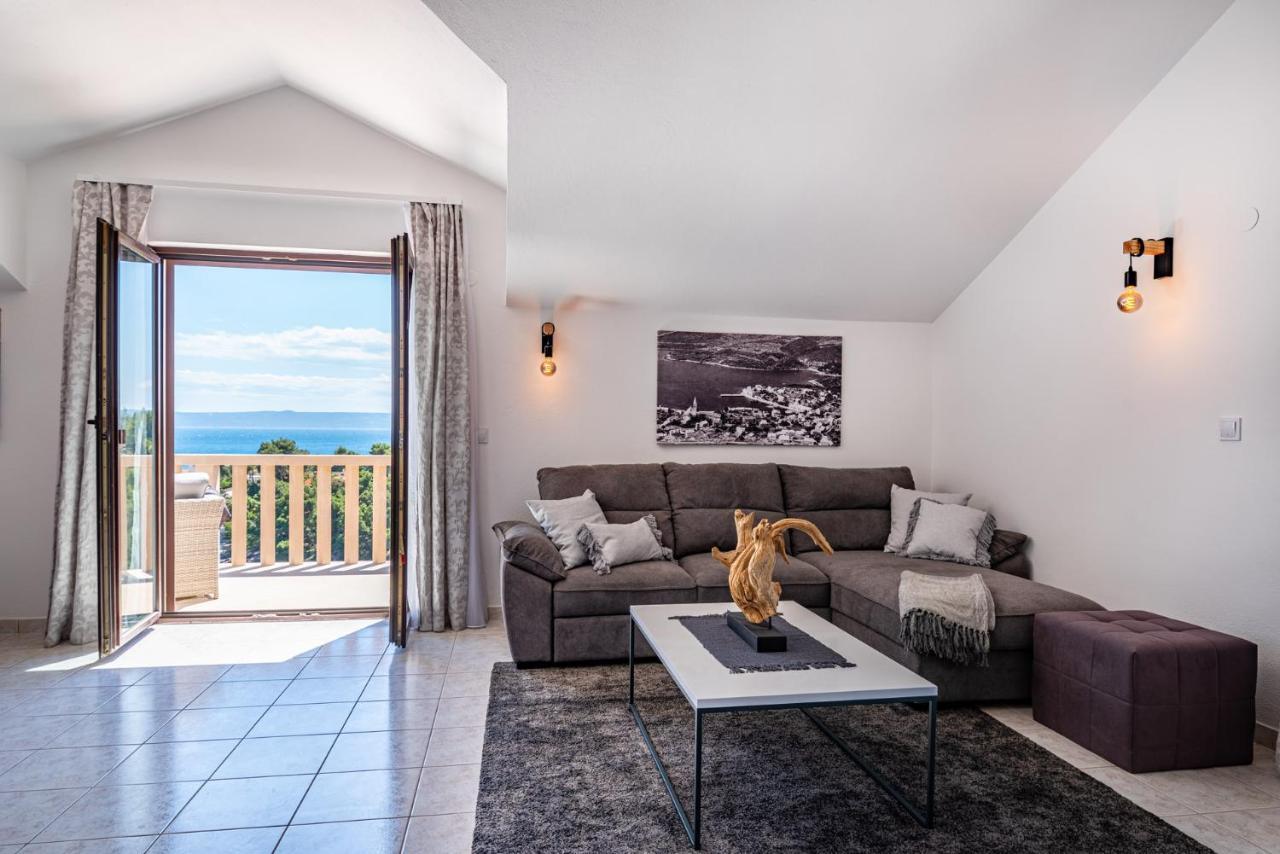 Villa Kadena - Luxury Seaside Villa With Private Heated Pool Selca  Eksteriør bilde